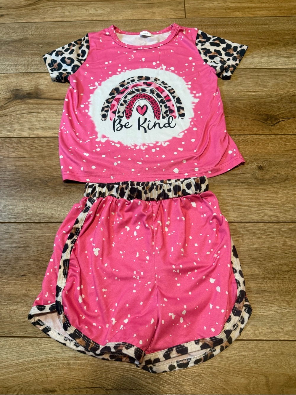 Be kind outfit